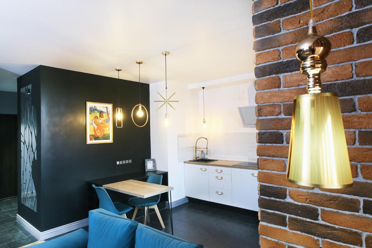 Allurapart Nivky Apartamento Kiev Exterior foto