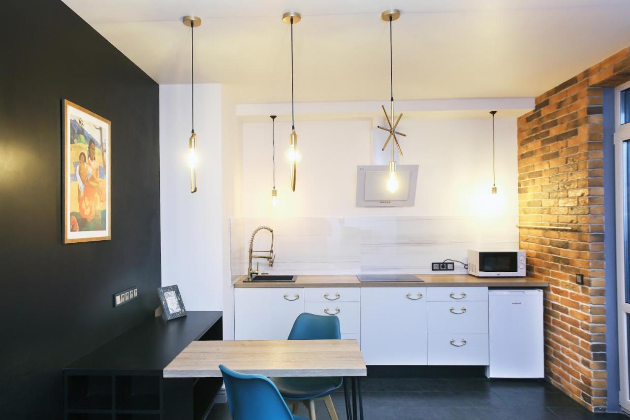 Allurapart Nivky Apartamento Kiev Exterior foto
